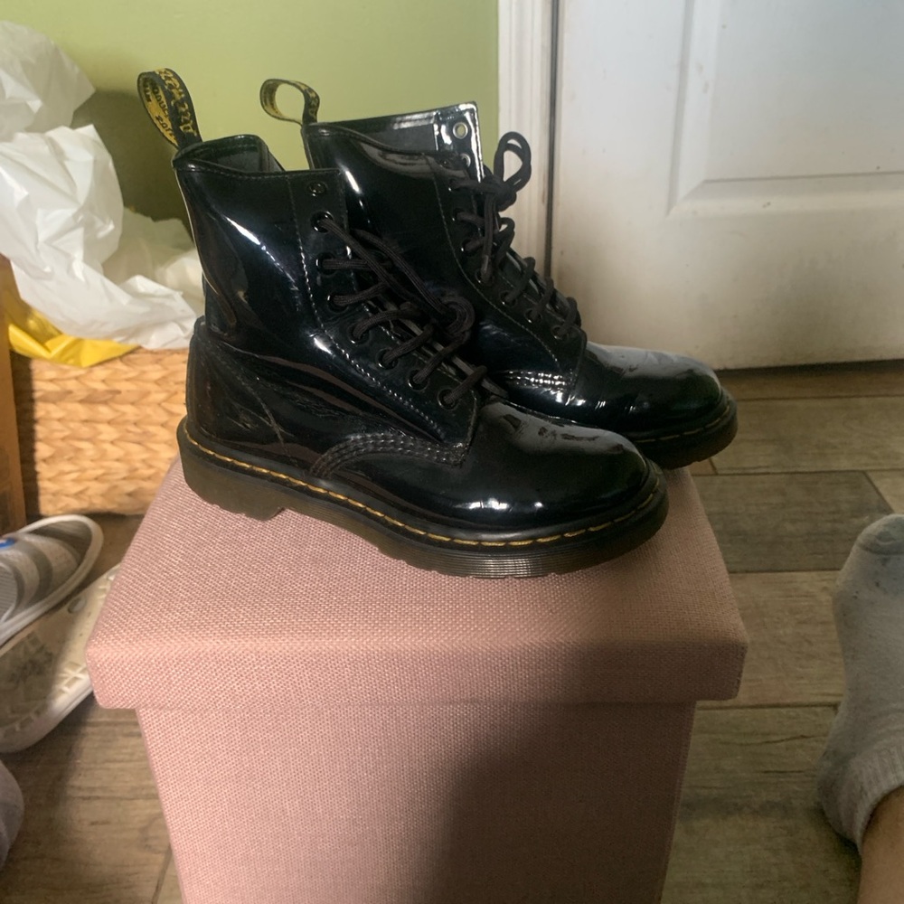 Dr. Martens Shiny Black Lace-Up Boots - Picture 3 of 5